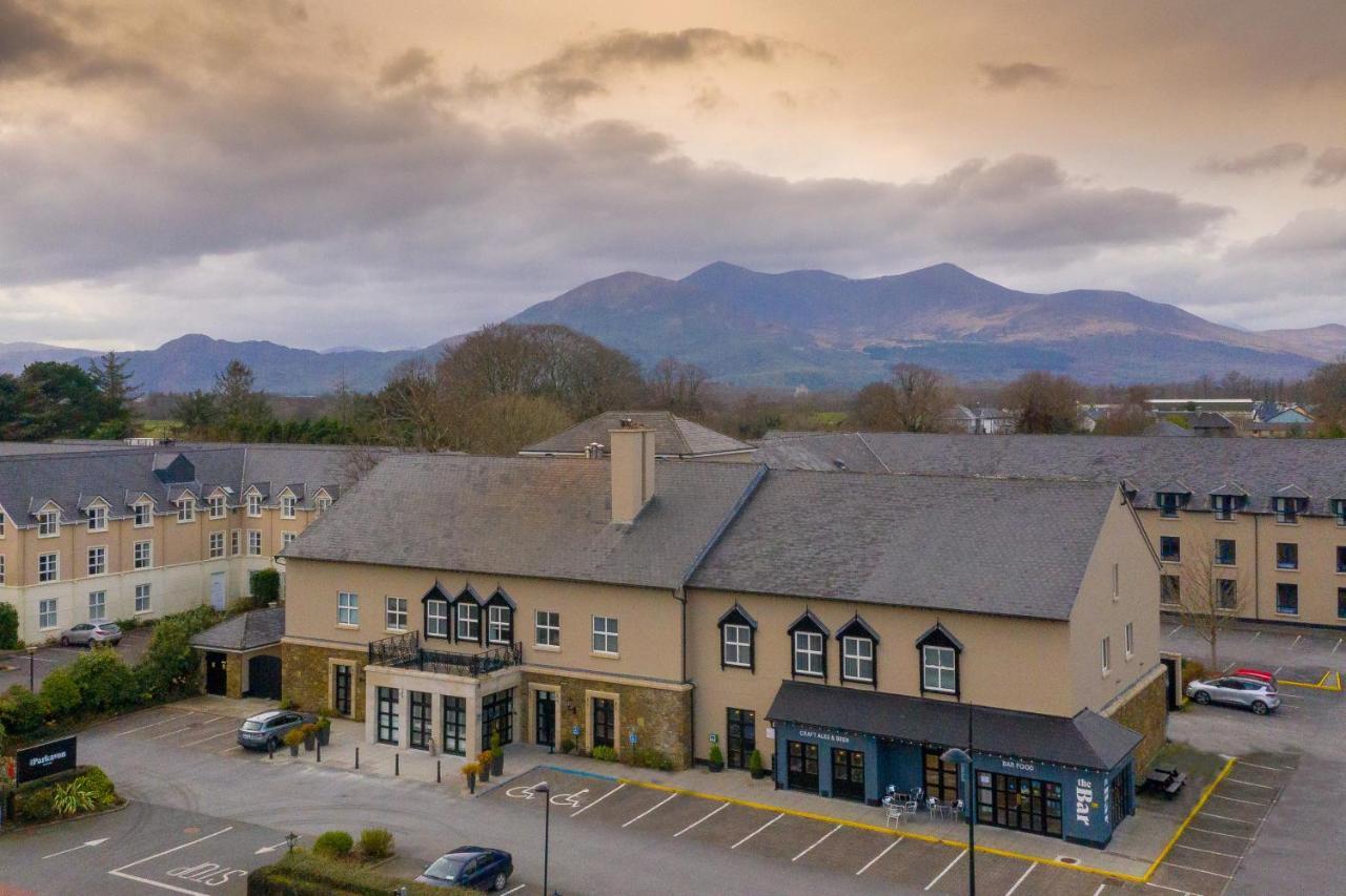 The Parkavon Hotel Killarney Exterior photo